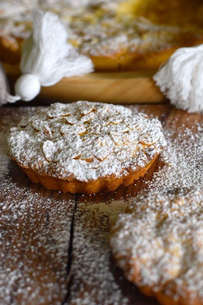 Antipasti Di Natale Cracco.Quasi Una Sbrisolona La Torta Che Non Si Taglia Due Ricette Quella Classica E Quella Tratta Dal Libro A Qualcuno Piace Cracco Profumo Di Broccoli