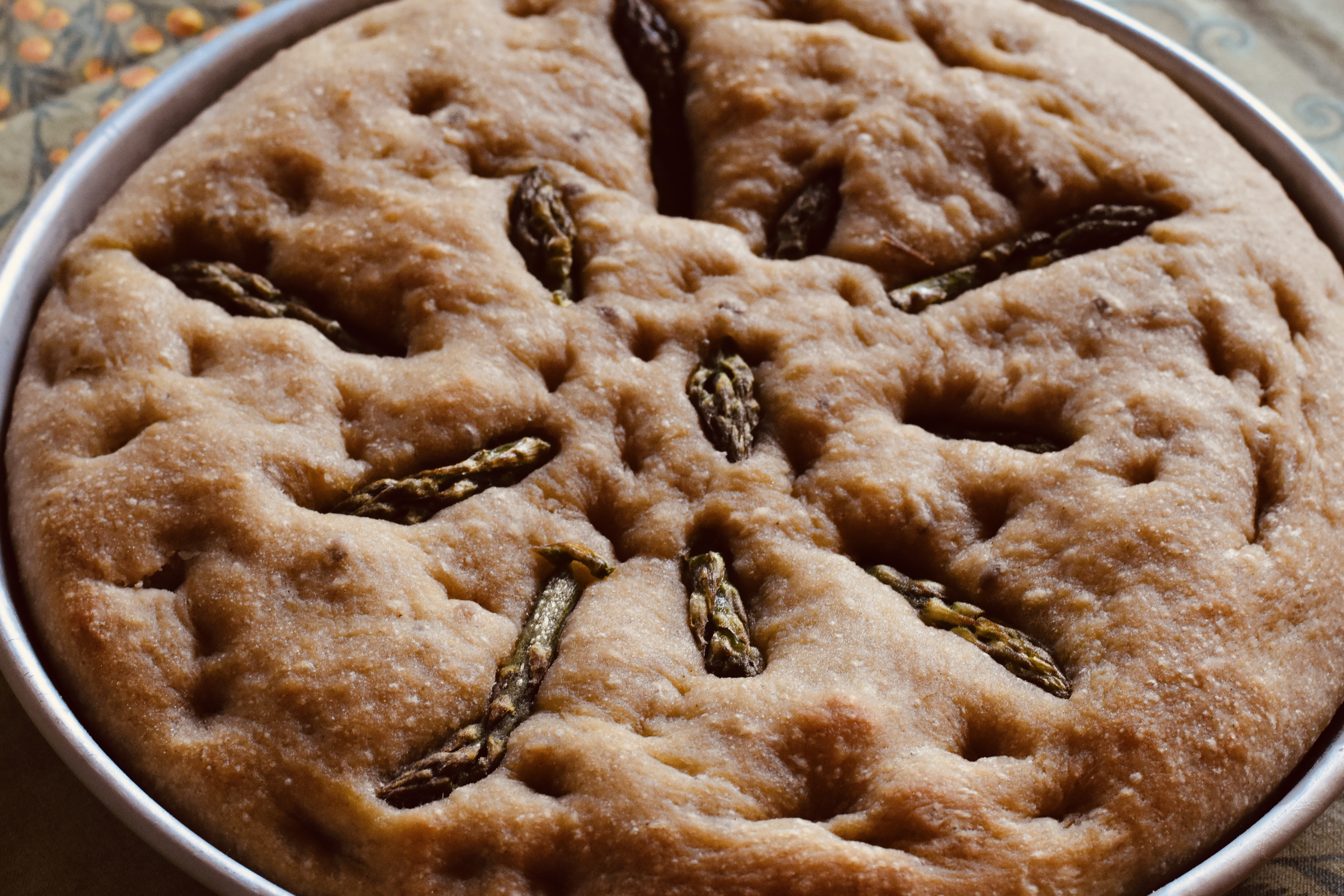 focaccia grano arso asparagi