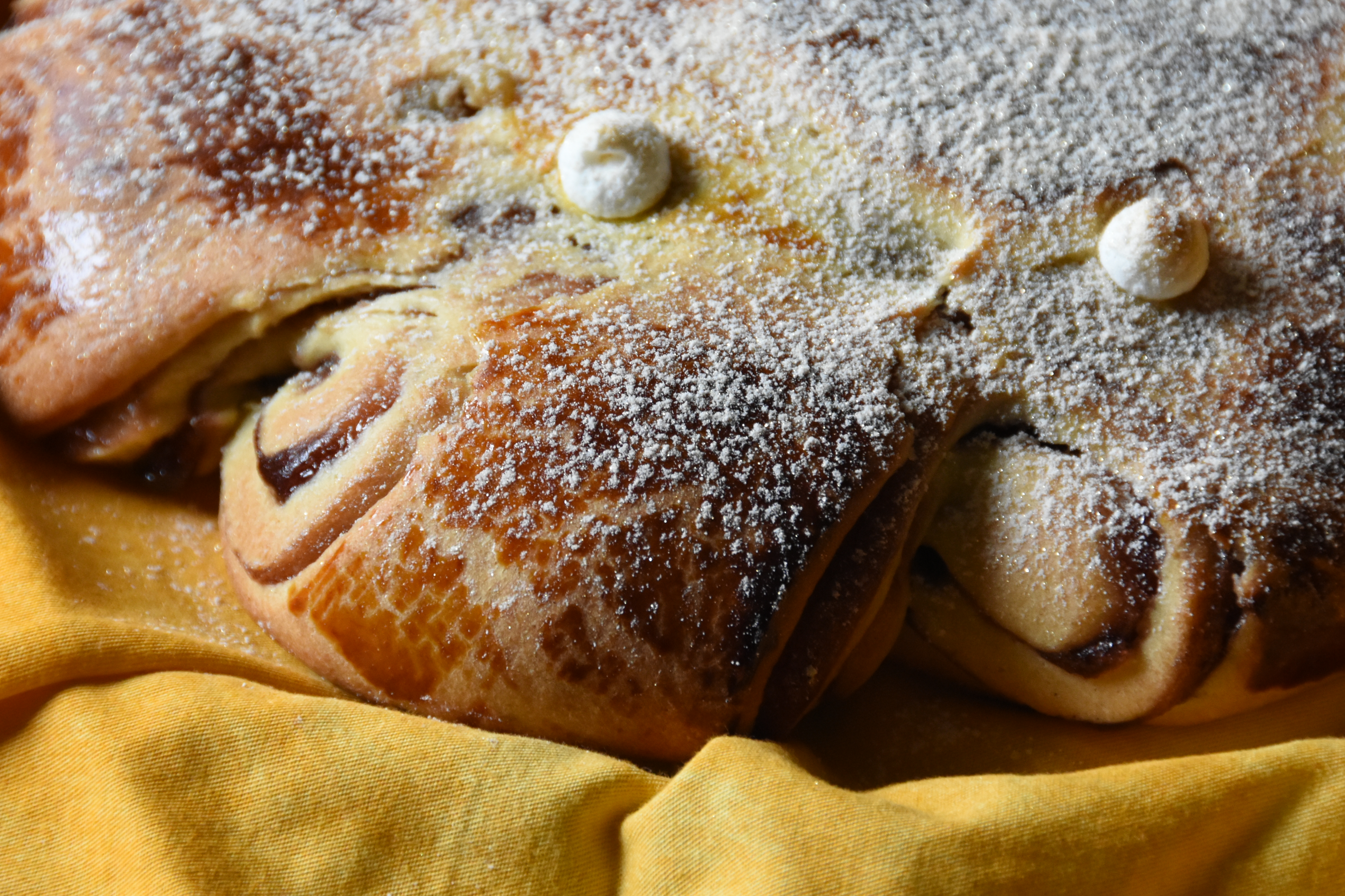 brioche Natale mirtilli